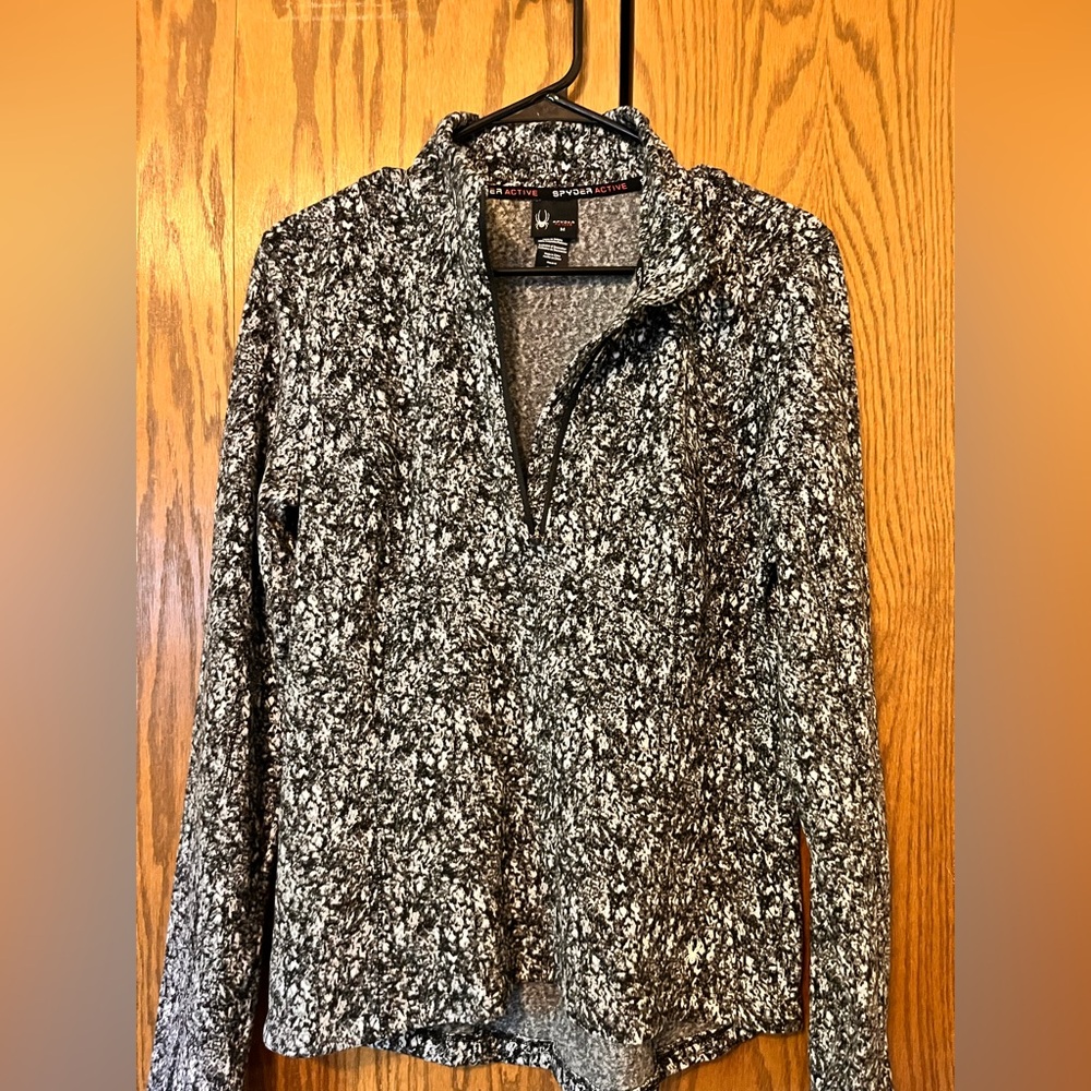 Spyder Black and White Teddy Jacket. Ladies Medium Great for Winter